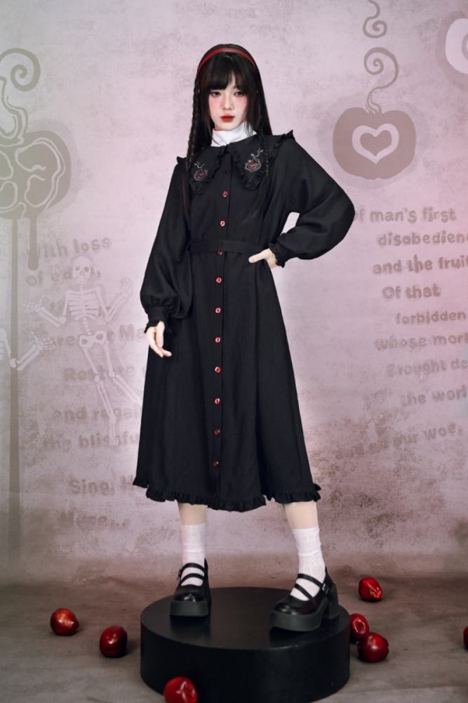 Garden of Eden Retro Girly Embroidery Frills Black Dress