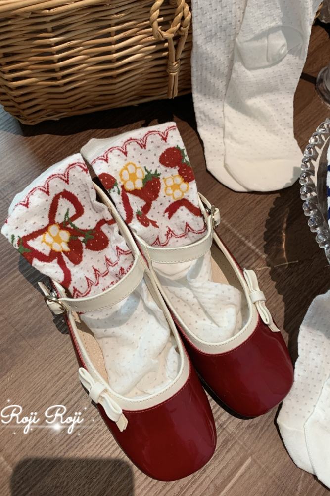 Roji Strawberry Cotton Lolita Prints Socks 3 Colors
