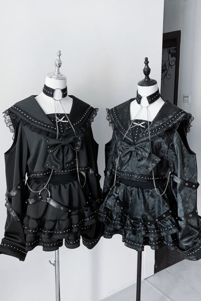 Bug Starting Snake Print Jirai Kei Top and Skirt
