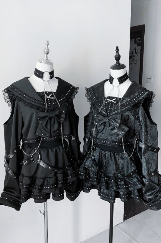 Bug Starting Snake Print Jirai Kei Top and Skirt