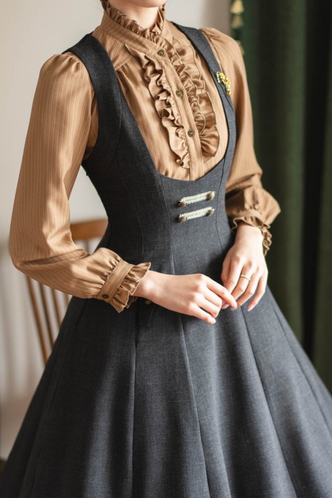 Forest Wardrobe Retro Elegant Corset Jumper and Blouse