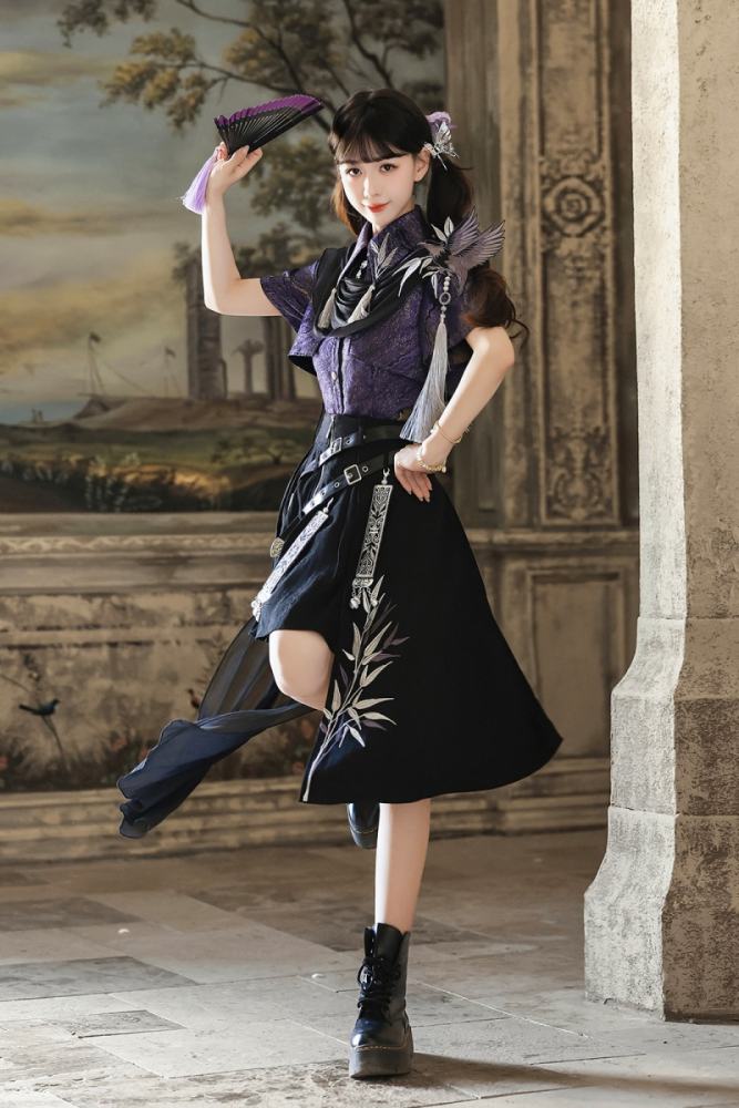 Unchartde Stars Collaborated The Ink Crow and Hanfu Top and Skirt