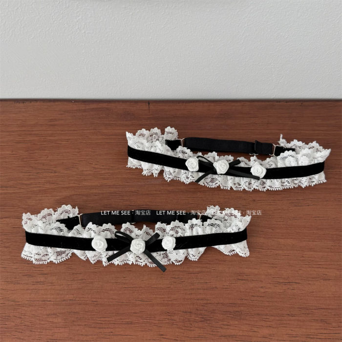 Roji Rose Lace Elastic Garters