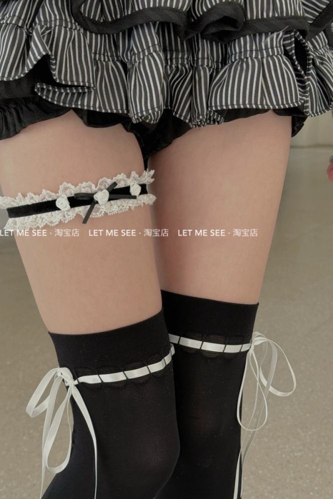 Roji Rose Lace Elastic Garters