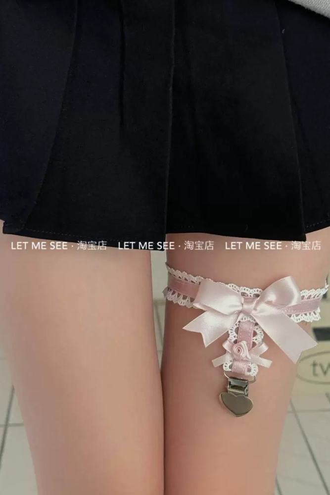 Roji Rose Lace Elastic Garters