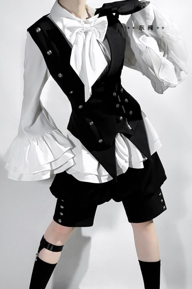 Princess Chronicles The Ashes Blouse Vest and Shorts Ouji Outfit