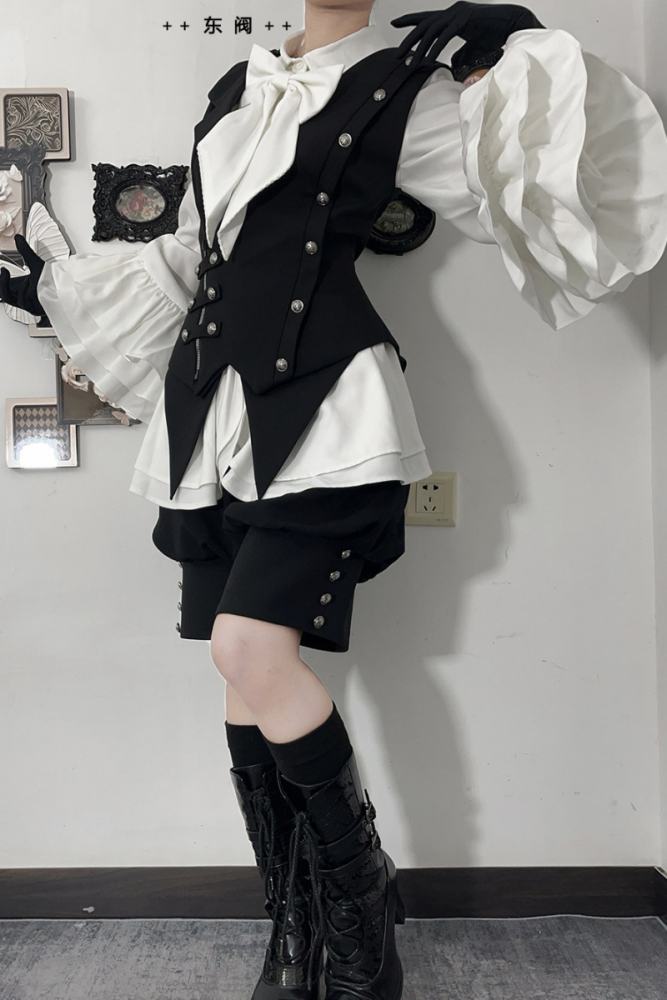 Princess Chronicles The Ashes Blouse Vest and Shorts Ouji Outfit