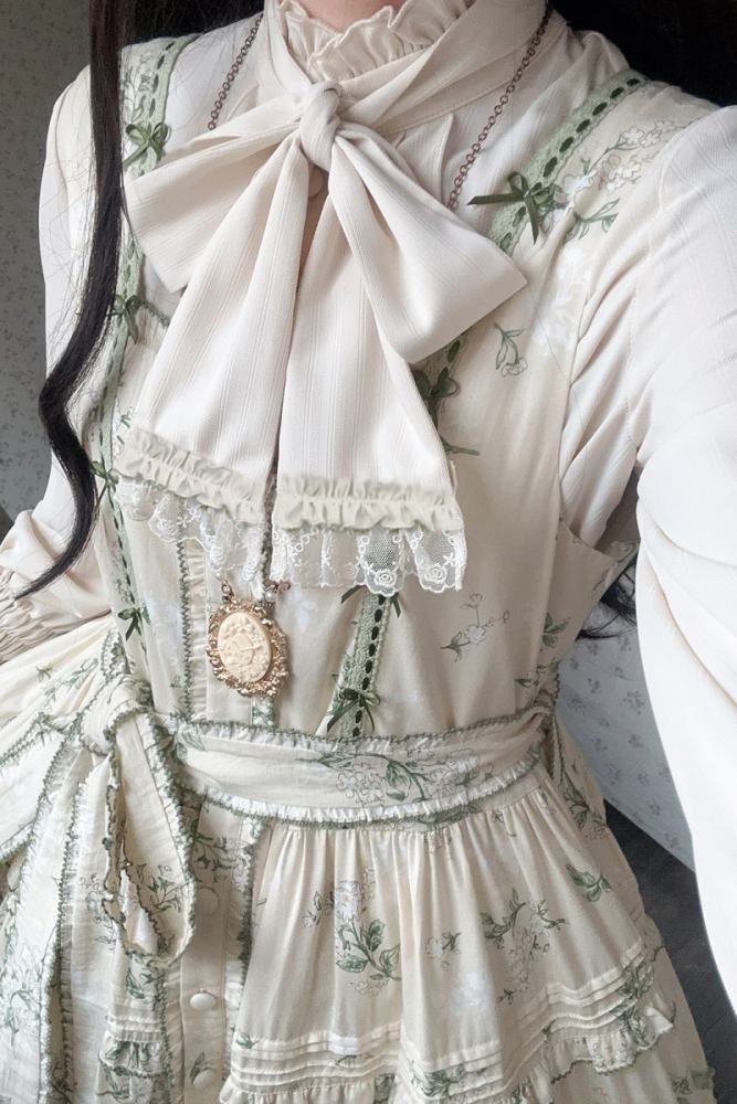 V-castle Elegant Long Sleeve Leg of Mutton Lolita Blouse