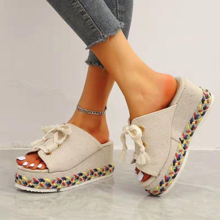 Women's Wedge Colorblock Woven Sandals