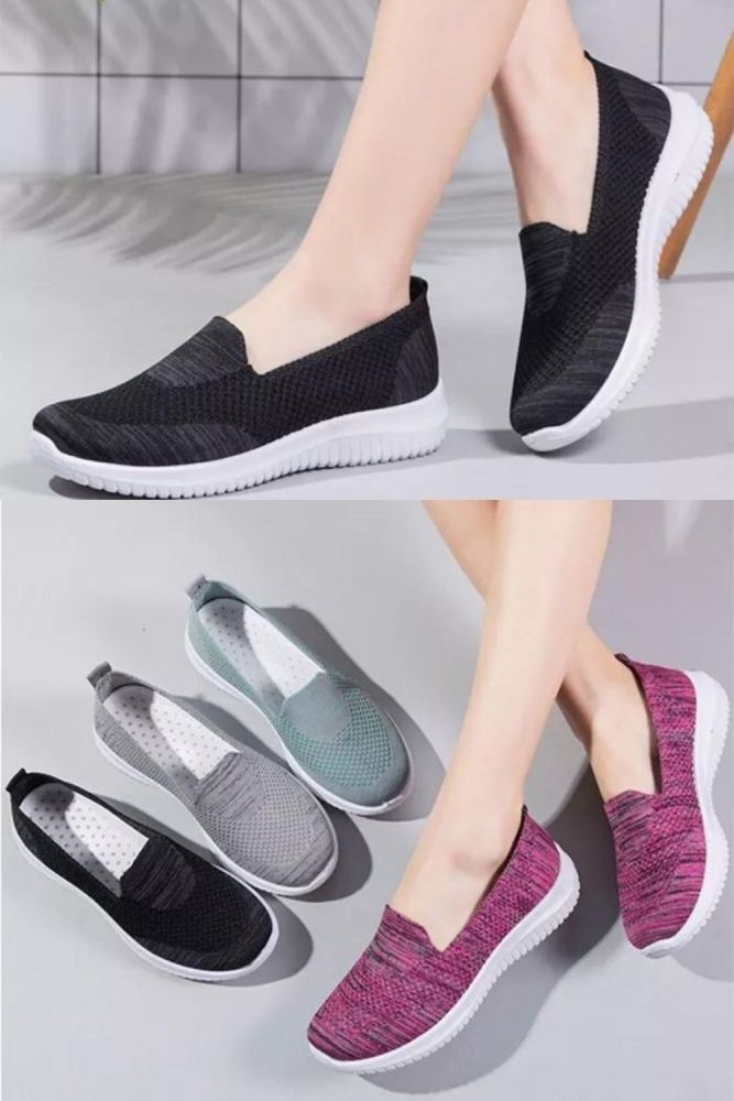 Female Walking Shoes Mesh Breathable Casual Women Sneakers Slip-On Sock Vulcanized Shoes Autumn Light Knitted Ladies Loafers New