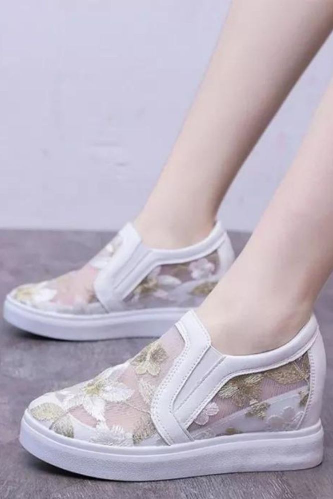 Women Mesh Summer Breathable New Lace Sneakers Ladies Shoes Comfortable Casual Woman Platform Wedge Female Flower Shoes