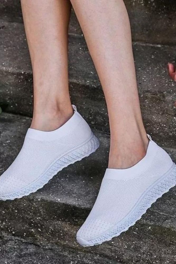 Women Flats Shoes Woman Light Plus Size Sneakers Soft Loafers