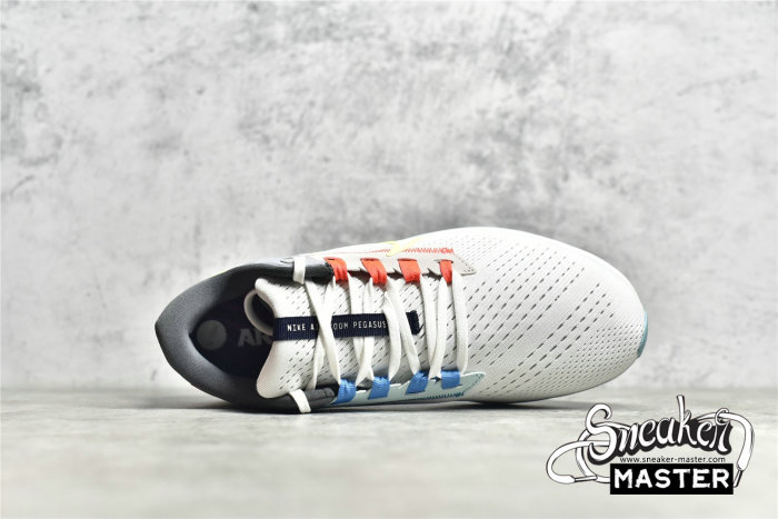 NIKE AIR ZOOM PEGASUS 38 LE GREEDY DARK SMOKE GREY/WHITE/FLASH CRIMSON/VOLT DJ3128-001