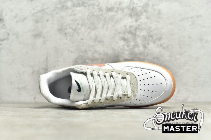 NIKE AIR FORCE 1 LOW 07 EARTH DAY WHITE/LIGHT BROWN/PINK DB3595-100