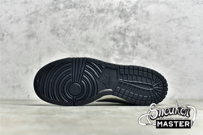 NIKE SB DUNK LOW STEAMBOY OST X OTOMO KATSUHIRO BEIGE/GREY/BLACK LF0039-006