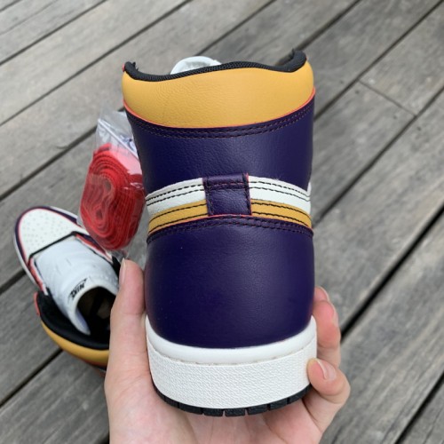 Authentic Nike SB x Air Jordan 1 Lakers