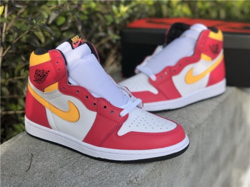 Air Jordan 1 Retro High OG Light Fusion Red