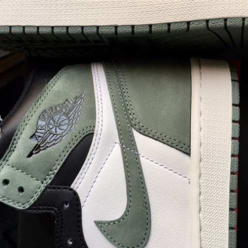 Air Jordan 1 Retro High Clay Green