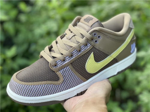 Undefeated x Dunk Low SP 'Canteen' GS