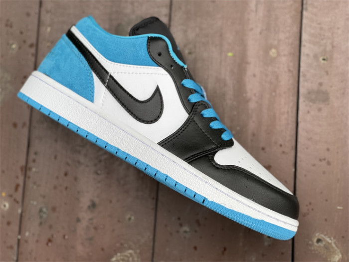 Air Jordan 1 Low SE 'Laser Blue'