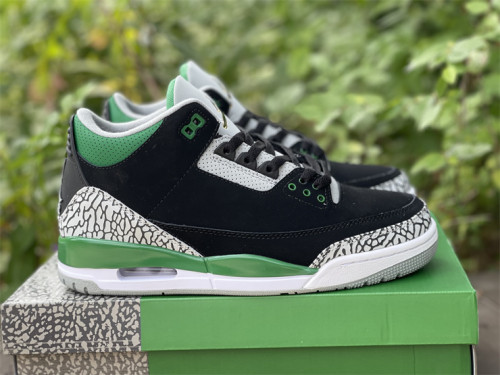 Air Jordan 3 Retro 'Pine Green'