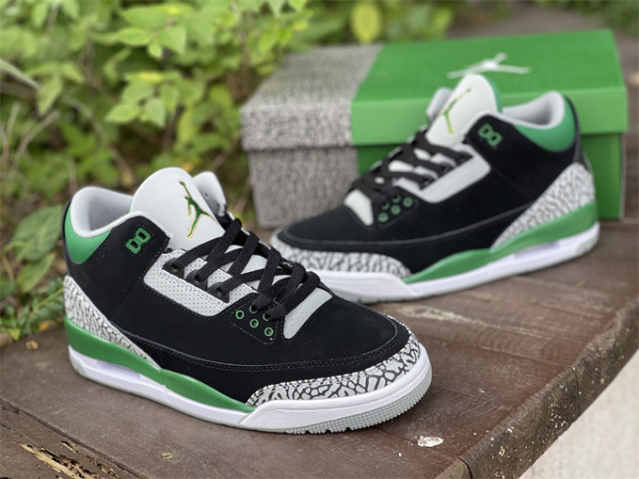 Air Jordan 3 Retro 'Pine Green'