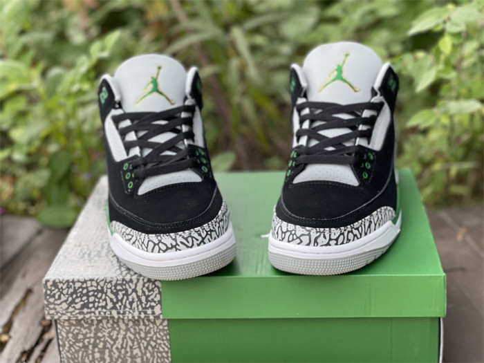 Air Jordan 3 Retro 'Pine Green'