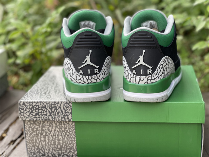 Air Jordan 3 Retro 'Pine Green'