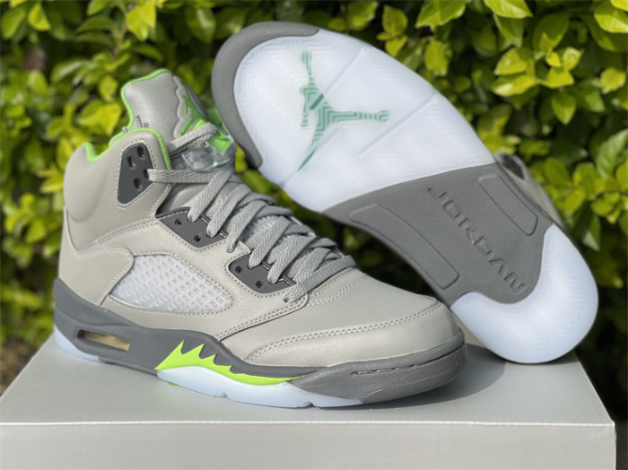 Air Jordan 5 Retro 'Green Bean' 2022