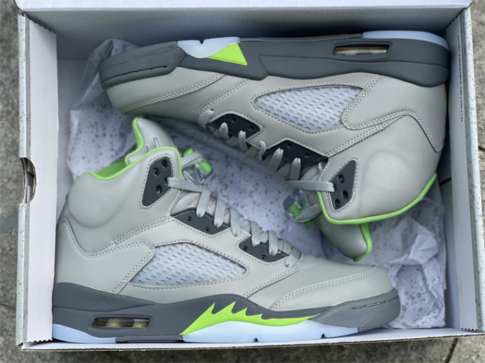 Air Jordan 5 Retro 'Green Bean' 2022