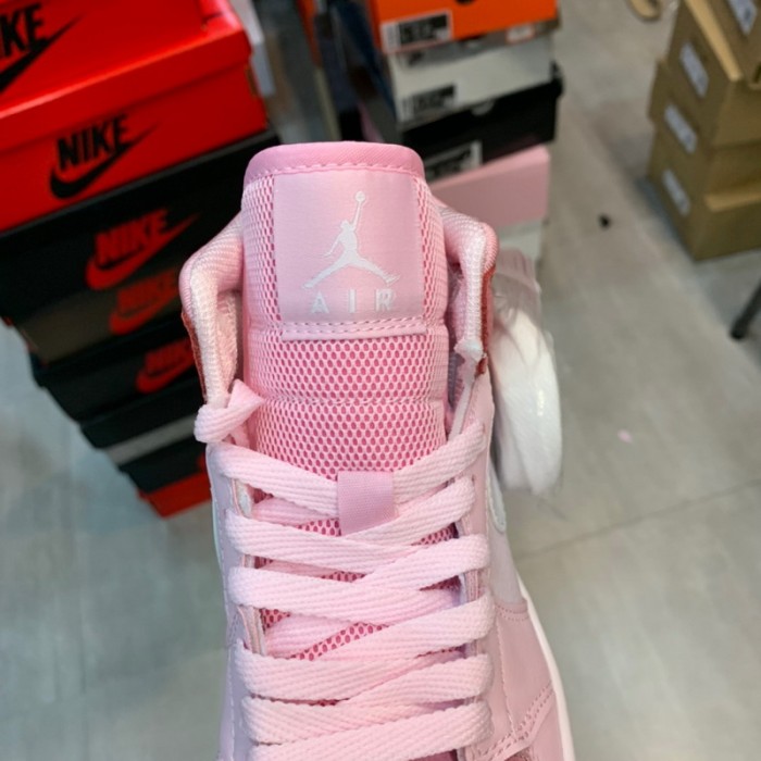 Air Jordan 1 Mid “Digital Pink