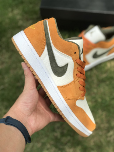 WOMEN Air Jordan 1 Low SE 'Ceramic'