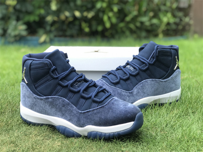 Air Jordan 11 Velvet WOMEN “Midnight Navy”