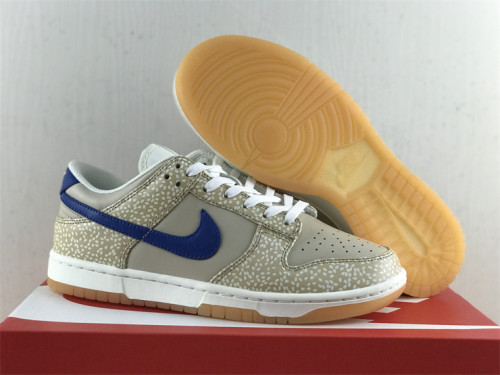 WOMEN Nike Dunk Low “Sesame”