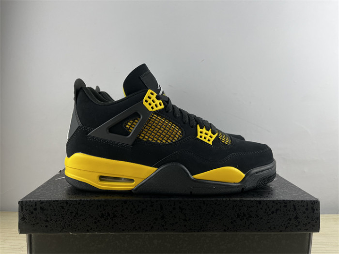 Air Jordan 4 “Thunder 2023