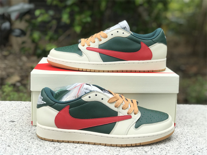 Travis Scott x Air Jordan 1 Low OG