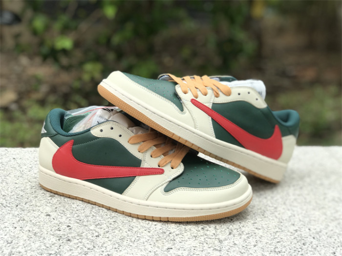 Travis Scott x Air Jordan 1 Low OG