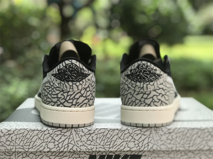 Air Jordan 1 Retro Low OG 'Black Cement'