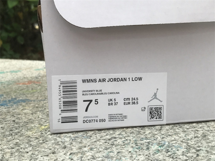 Air Jordan 1 Low