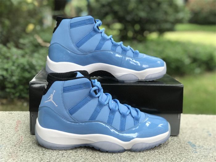 Air Jordan 11 Pantone