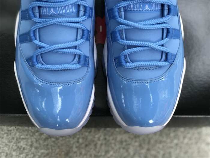 Air Jordan 11 Pantone