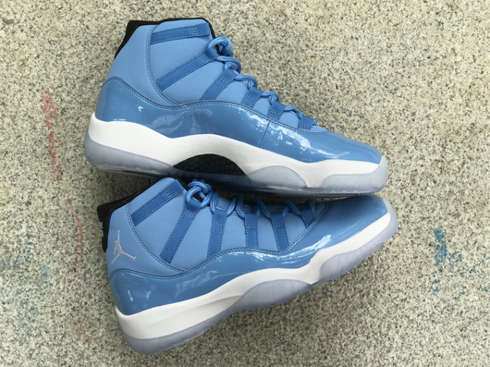 Air Jordan 11 Pantone