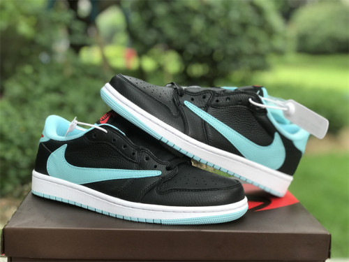 Travis Scott x Air Jordan 1 Low OG