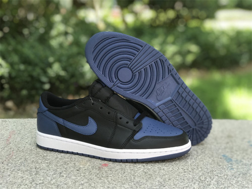 Jordan 1 Retro Low OG Mystic Navy