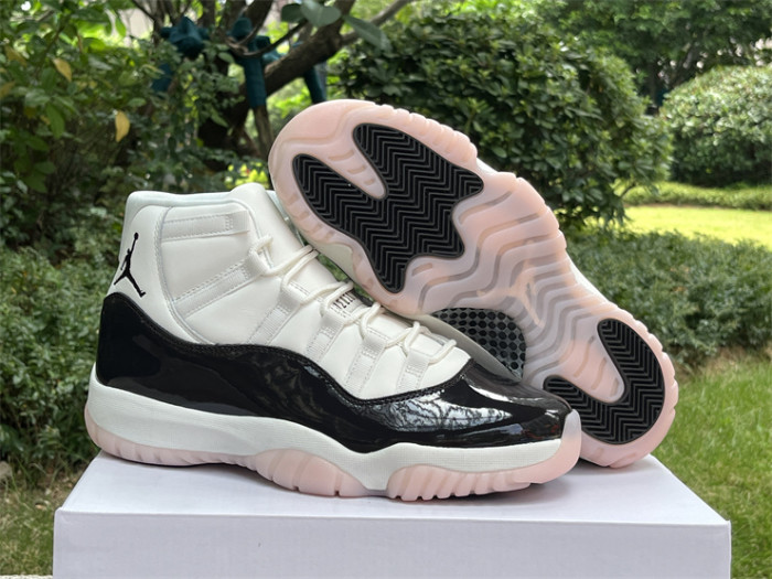 Air Jordan 11 Retro 'Neapolitan'