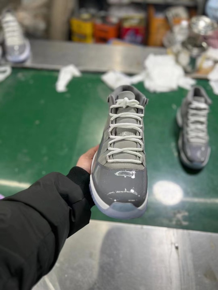 Air Jordan 11 Retro Cool Grey (2021)