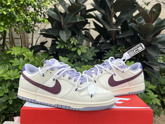 Nike SB Dunk Low