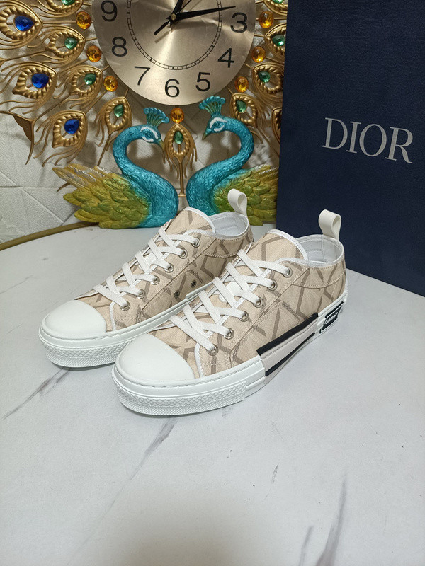 Super Max Dior Shoes-526