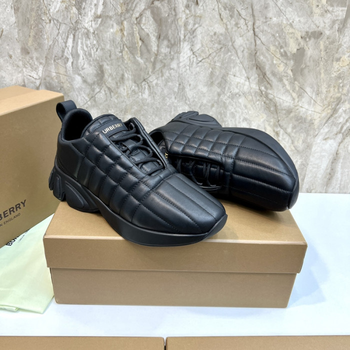 Super Max Burberry Shoes-002