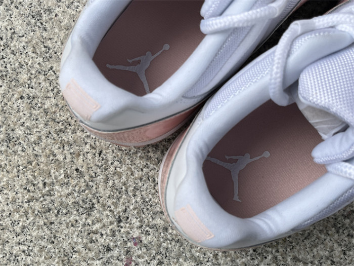 Air Jordan 11 Low WMNS “Legend Pink”